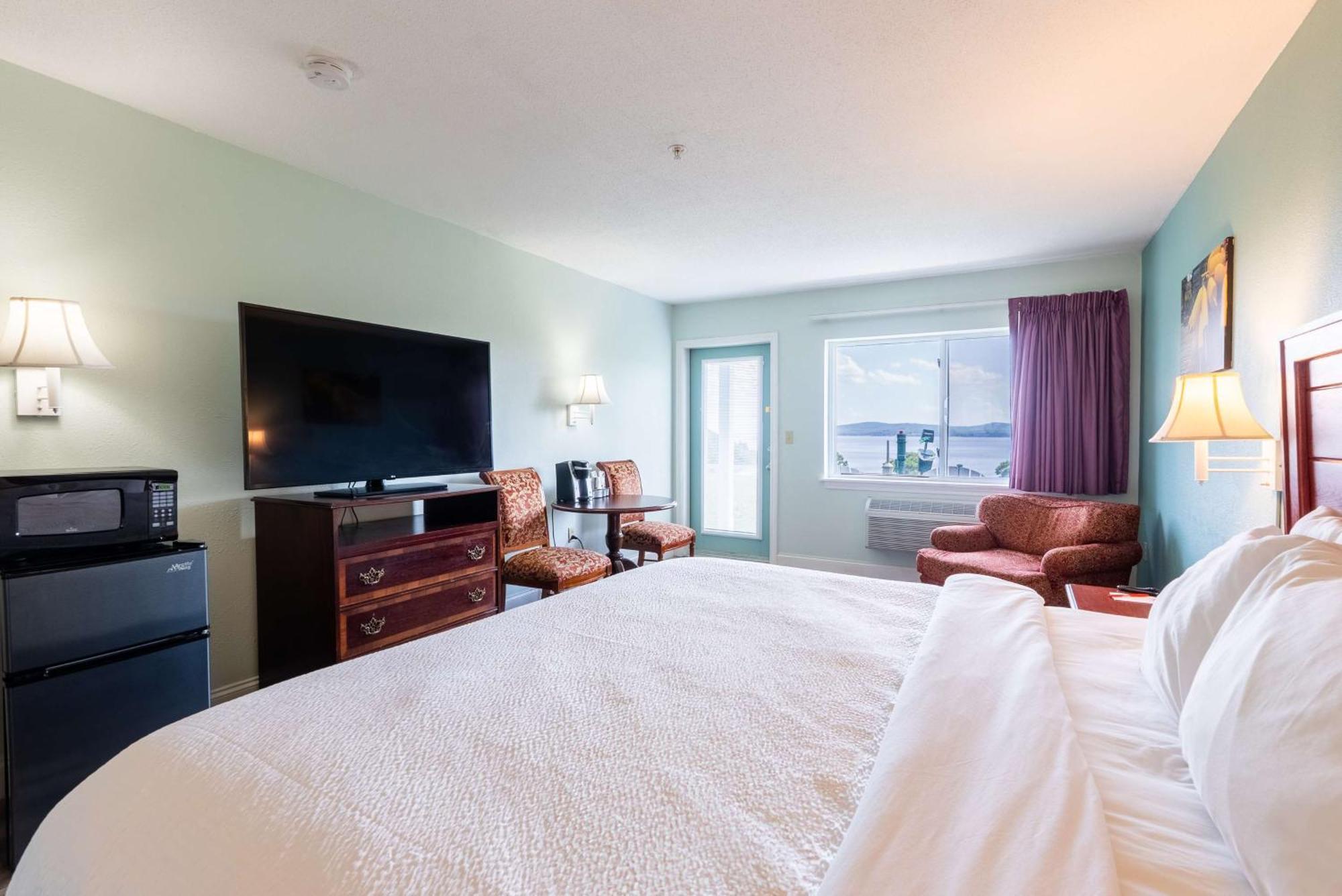Fireside Inn, Ocean'S Edge Belfast Extérieur photo