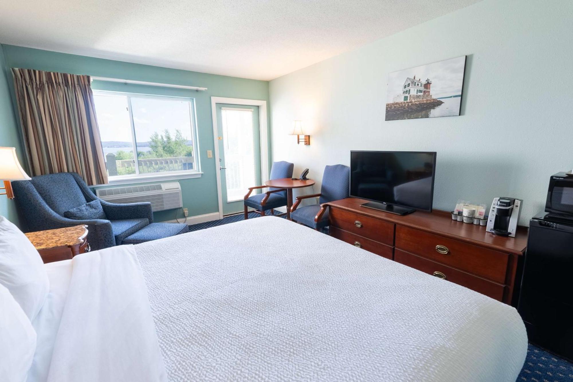 Fireside Inn, Ocean'S Edge Belfast Extérieur photo