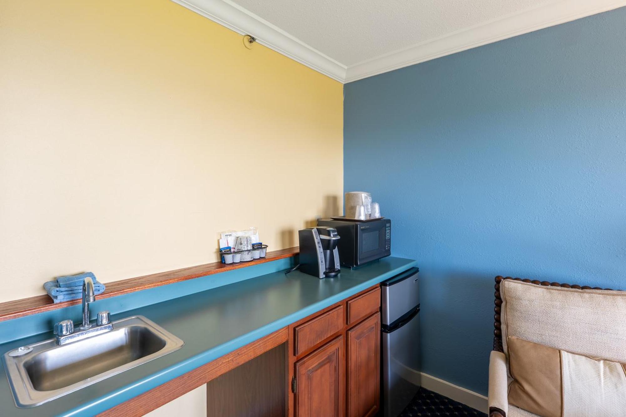 Fireside Inn, Ocean'S Edge Belfast Extérieur photo
