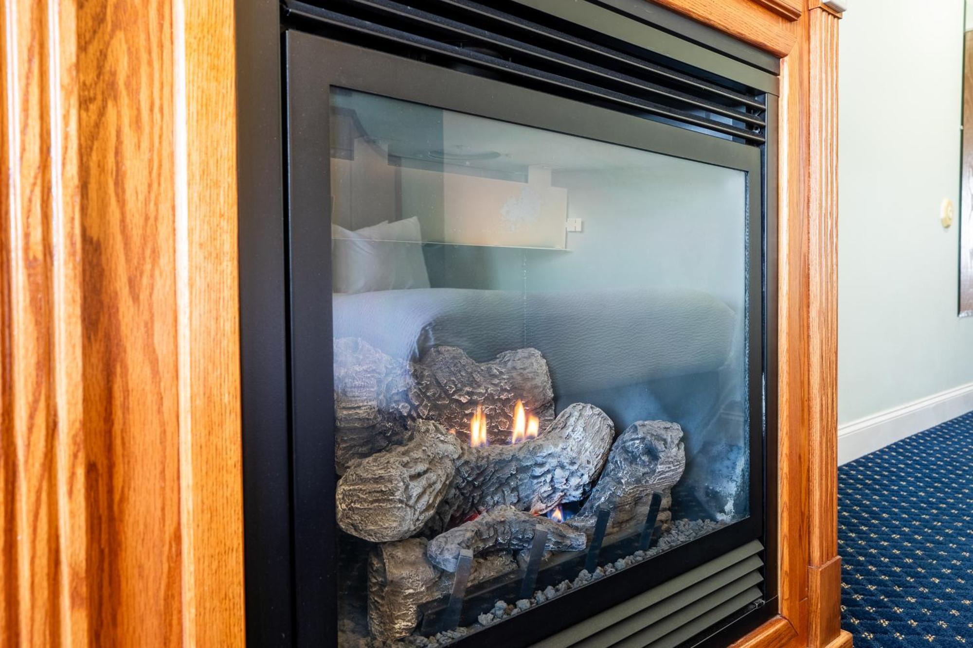 Fireside Inn, Ocean'S Edge Belfast Extérieur photo