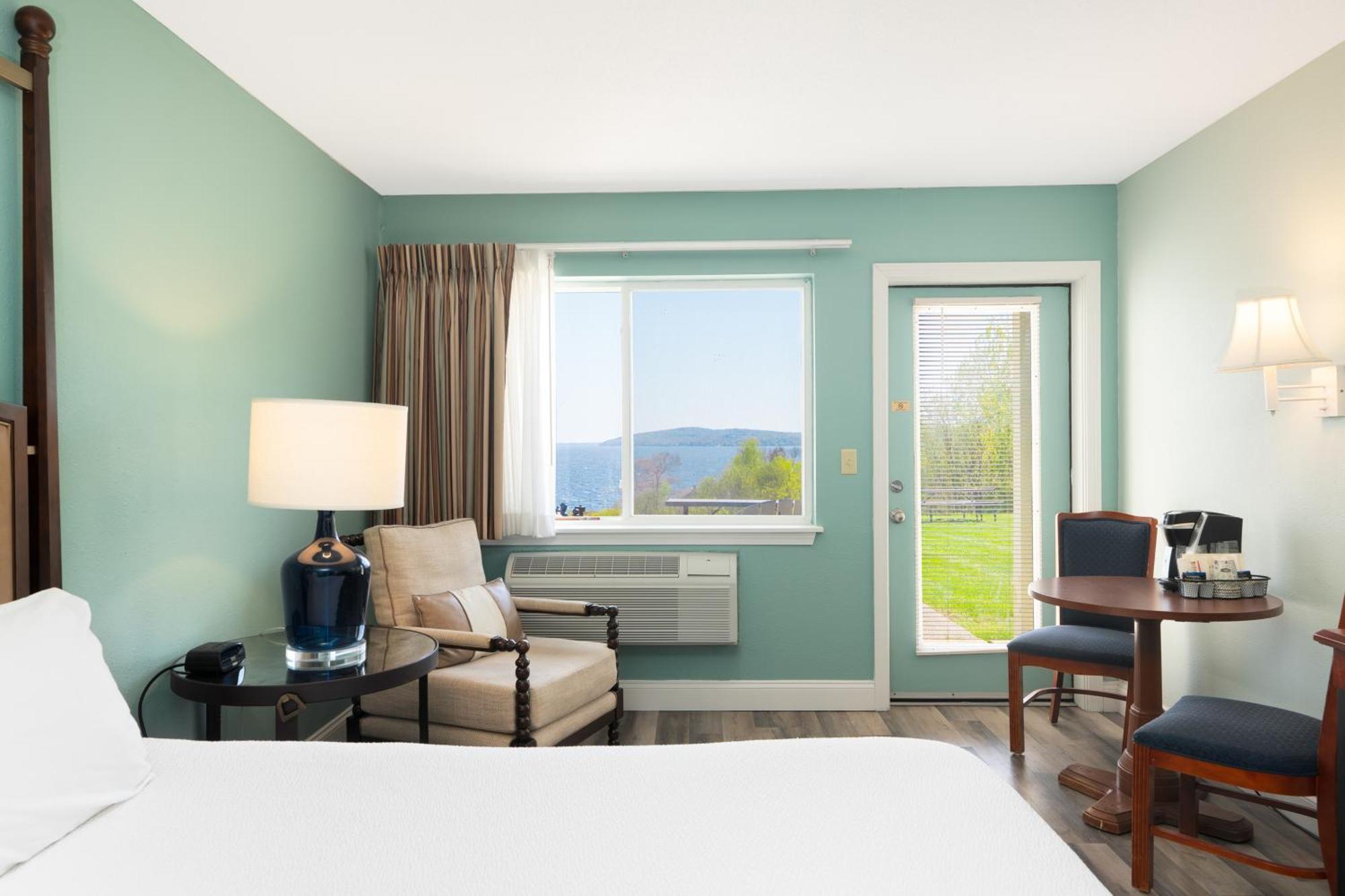 Fireside Inn, Ocean'S Edge Belfast Extérieur photo
